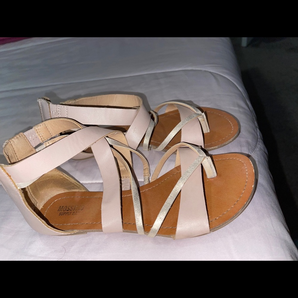 Pastel pink/rose sandals